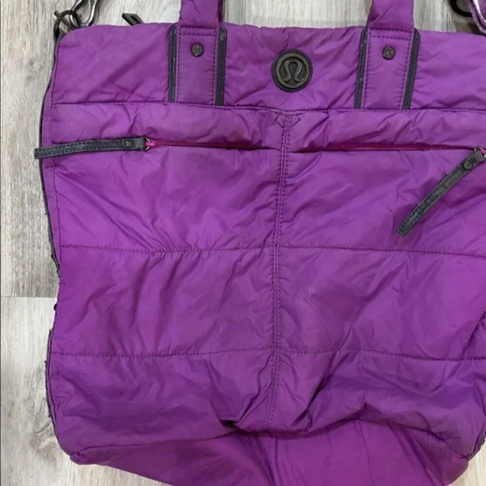 Lululemon Bon Voyage Duffel Bag Purple Women's Bag gym , diaper bag